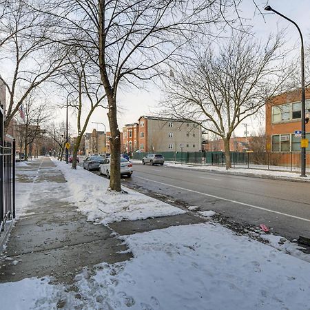 Spacious Condo With Deck About 3 Mi To Downtown Chicago! Bagian luar foto